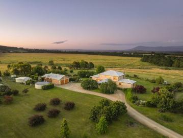 Gisborne, Macedon Ranges, Victoria - Garden