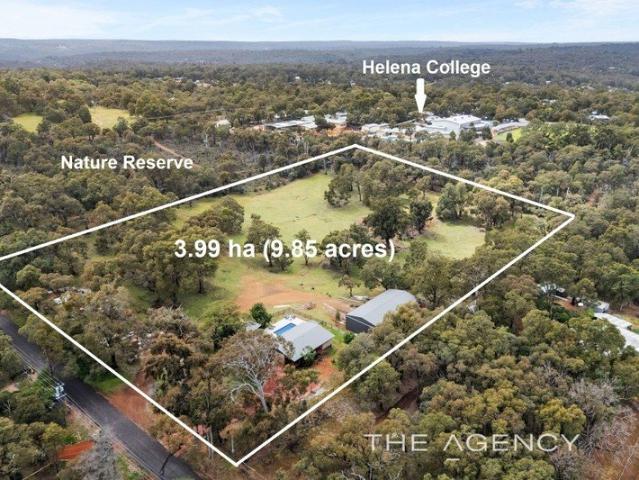 10 Acre Holding, Renovated Cottage, Huge Shed, Valley Views in Enviable Location