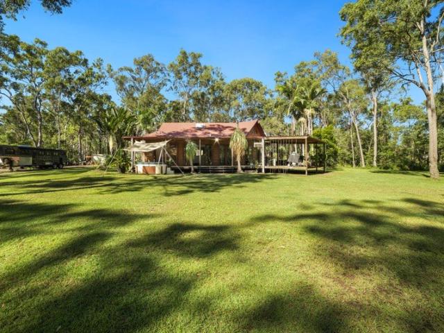 10 Acre Retreat No Better Location!