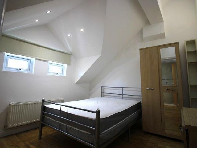 10 Alness Road, Whalley Range, Manchester. M16, 2 bed flat to rent, £1,100 pcm | PrimeLocation