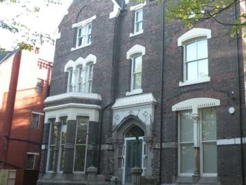 10 Alexandra Drive, Liverpool, L17 8TH, United Kingdom | 1 bed duplex for rent #168312560 | Rentberry