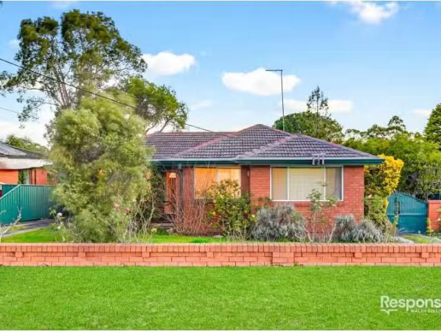 10 Allsopp Avenue, Baulkham Hills House for rent Listed by Ro.