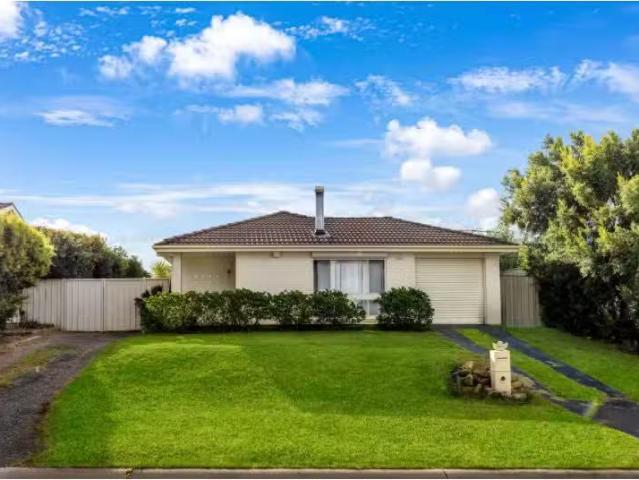 10 Archibald Crescent, Rosemeadow House for rent Listed by So.