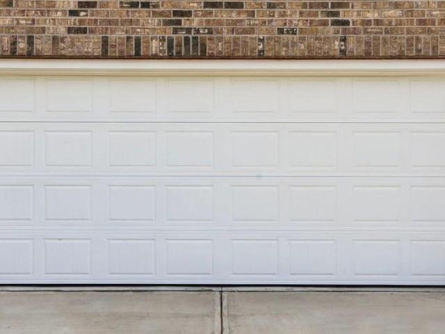 10 Archstone Way