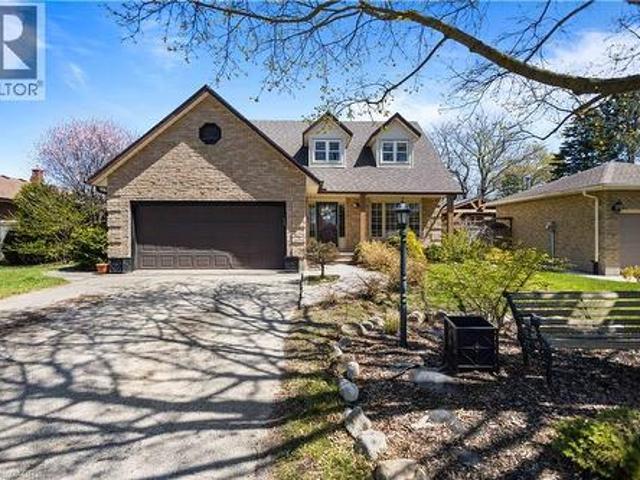 10 Atwood Crescent, Simcoe, ON, N3Y 5A4 house for sale | Listing ID 40863 | Royal LePage