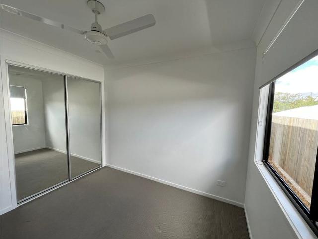 10 Aurora Street, Spring Mountain