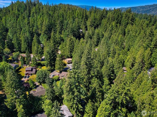 10 Austin Creek Lane