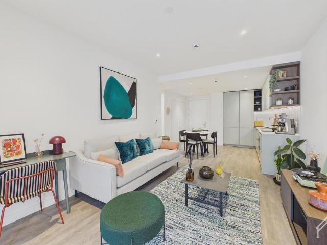 10 Aviator Drive, Brent Cross |. 2 bed apartment to rent £2,900 pcm £669 pw