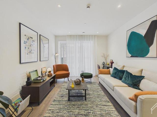 10 Aviator Drive, The Maple, London. Studio to rent £2,175 pcm £502 pw