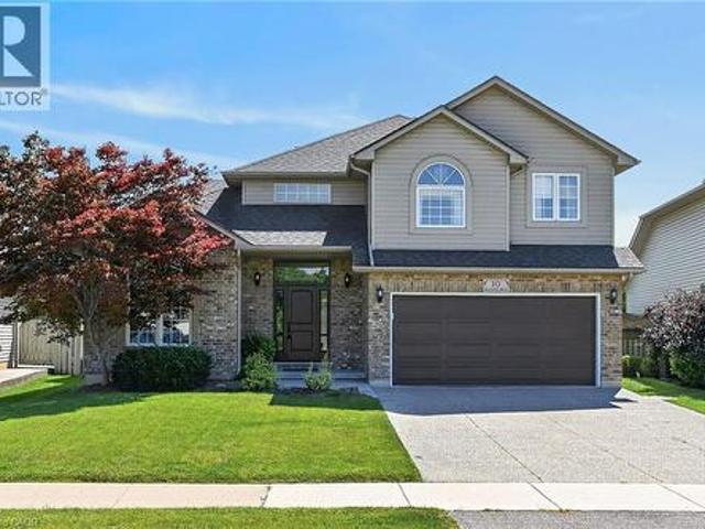 10 Balvenie Boulevard, Caledonia, ON, N3W 2N8 house for sale | Listing ID 40858 | Royal LePage
