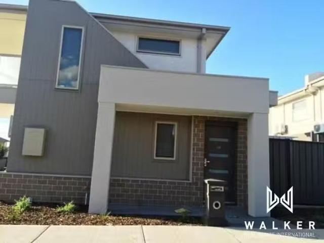10 Baronial Way, Craigieburn, VIC 3064