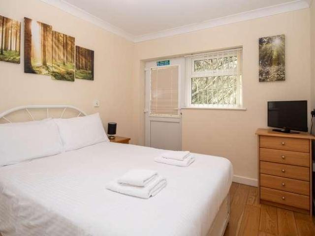10 bed house for sale