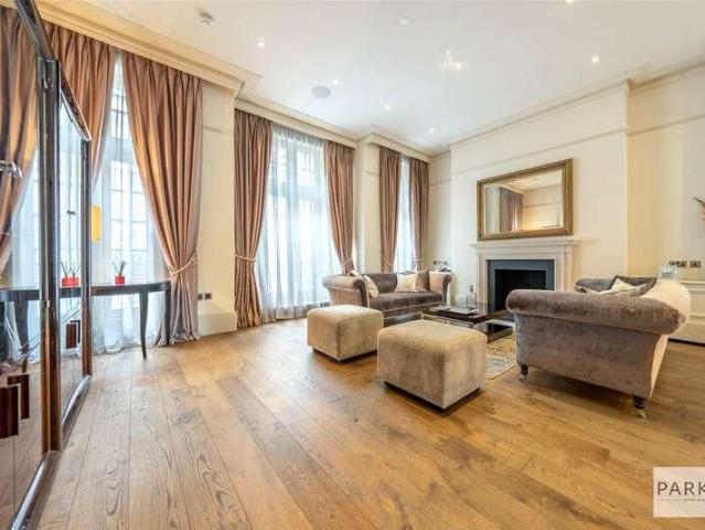 10 bed house for sale