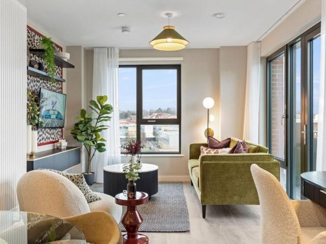 10 bedroom apartment for sale