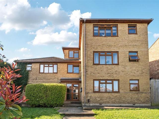 10 bedroom apartment for sale