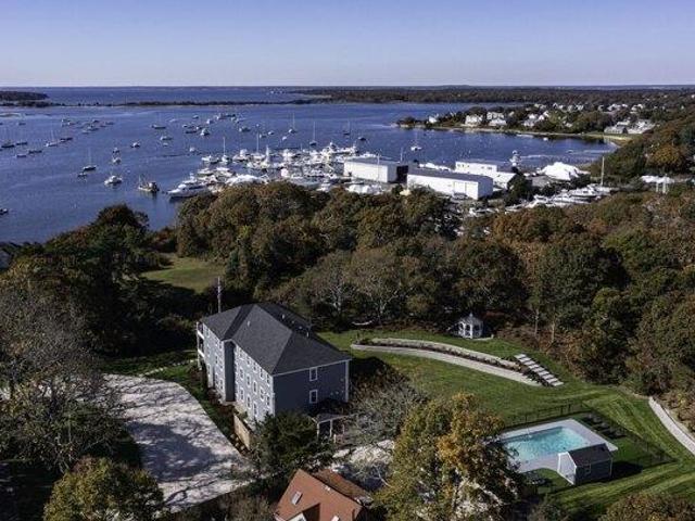 10 bedroom, Bourne MA 02534 105610173