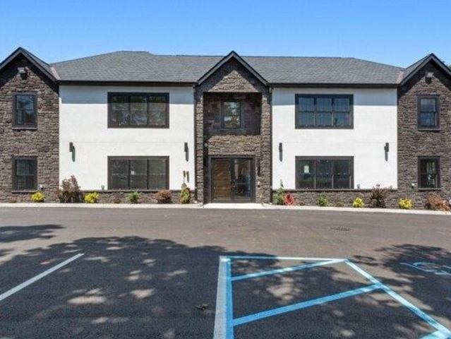 10 bedroom, Clifton NJ 07013 105257820