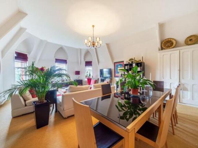 10 bedroom detached house for sale in Clapham Park, Clapham, Bedford, MK41