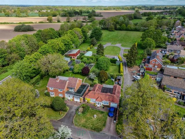10 bedroom detached house for sale
