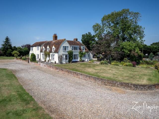 10 bedroom detached house for sale