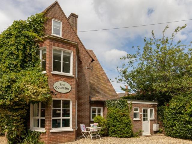 10 bedroom detached house for sale