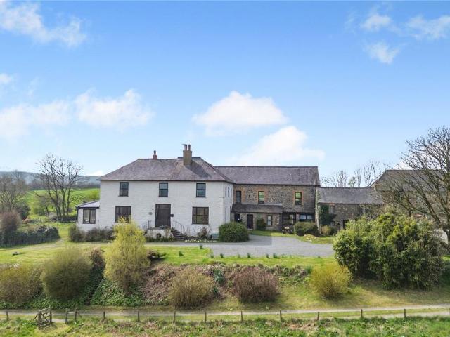 10 bedroom detached house for sale