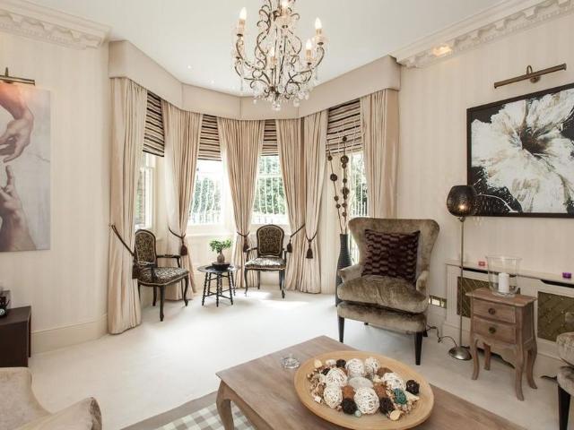10 bedroom detached house to rent