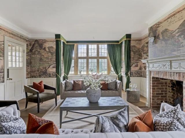 10 bedroom detached house to rent