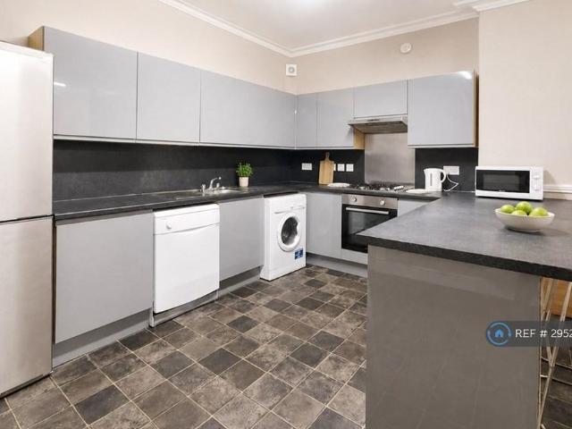 10 bedroom flat to rent