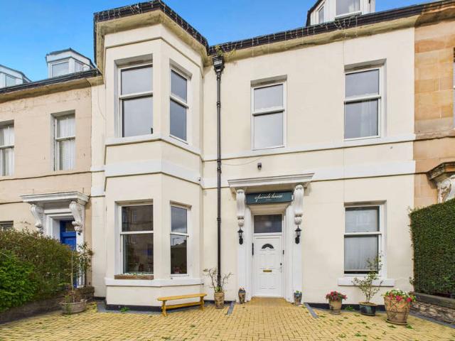 10 Bedroom Guest House Commercial