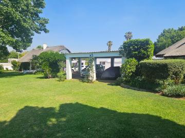 10 Bedroom House For Sale in Morningside