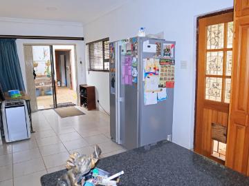 10 Bedroom House For Sale in Port Edward