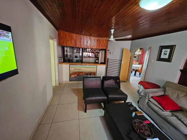 10 Bedroom House in Makwassie