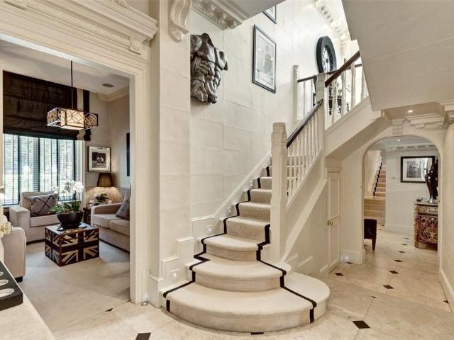 10 bedroom house to rent