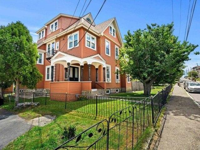 10 bedroom, Lowell MA 01854 105351711