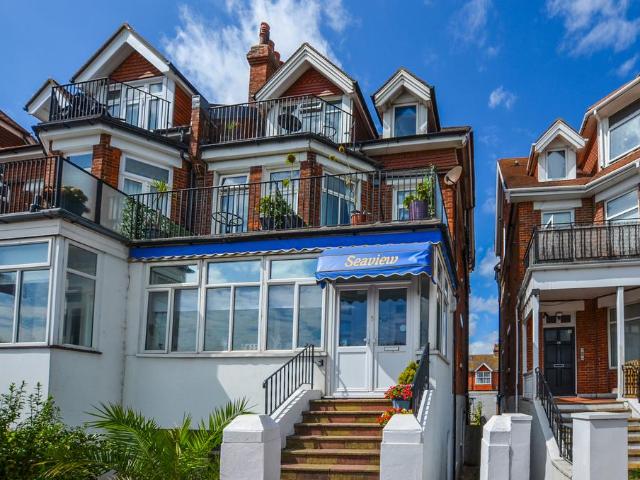 10 bedroom semi detached house for sale