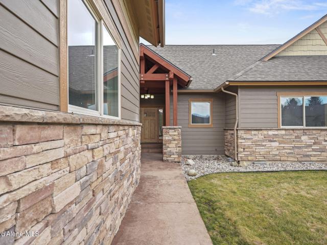 10 Bellflower Ct, Blanchard, ID 83804 | MLS #26 2115
