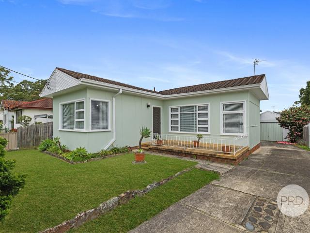 10 Bernard Road, PADSTOW HEIGHTS NSW 2211