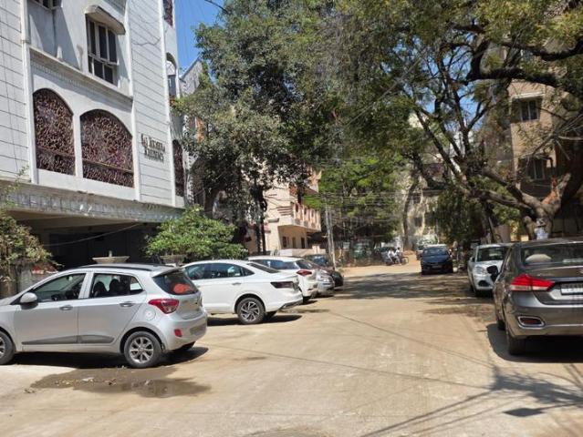 10 BHK Independent House in Amberpet for resale Hyderabad. The reference number is 20679306