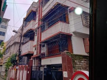 10 BHK Independent House in Dhakuria for resale Kolkata. The reference number is 19840819