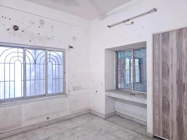 10 BHK Independent House in Keshtopur for rent Kolkata. The reference number is 19567881