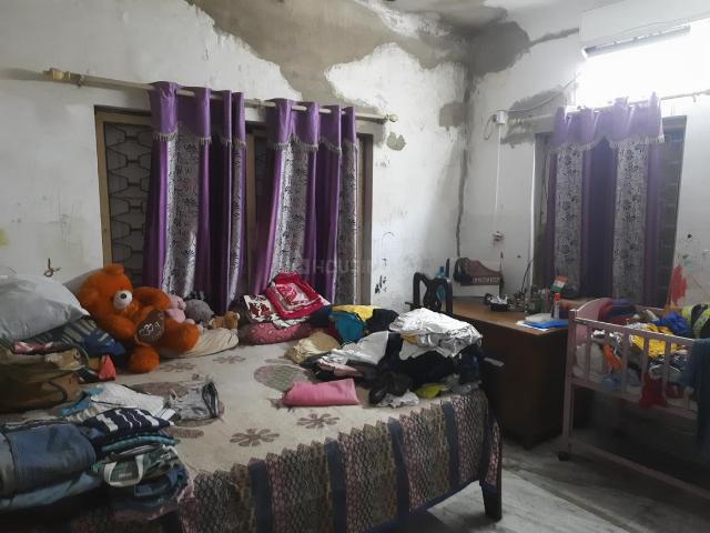 10 BHK Independent House in Jodhpur Park for resale Kolkata. The reference number is 11399428