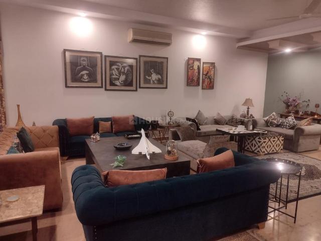 10 BHK Independent House in Sector 36 for resale Noida. The reference number is 19713321
