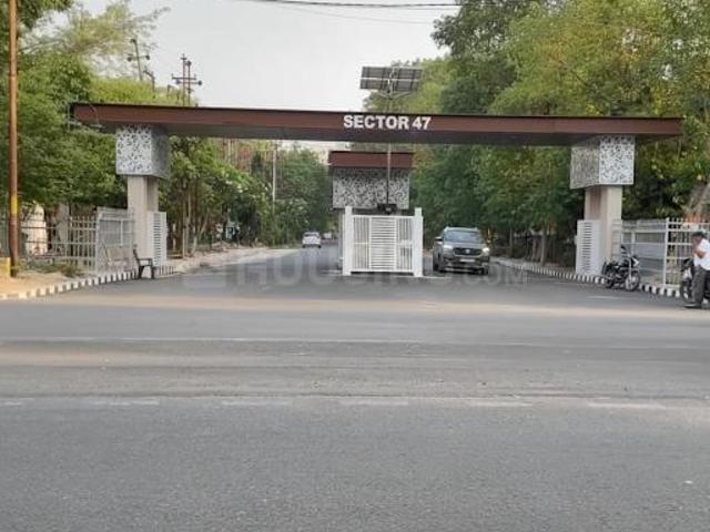 10 BHK Independent House in Sector 47 for resale Noida. The reference number is 20957387