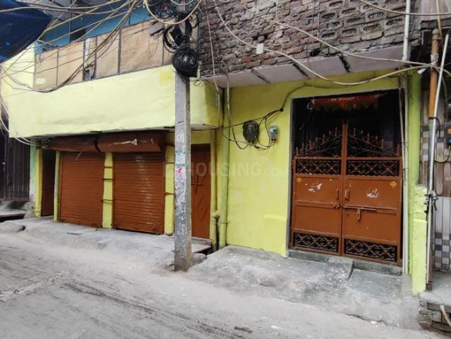 10 BHK Independent House in Shahdara for resale New Delhi. The reference number is 18768519
