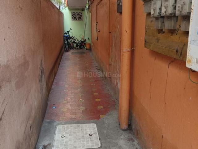 10 BHK Independent House in Pazhavanthangal for resale Chennai. The reference number is 21270347