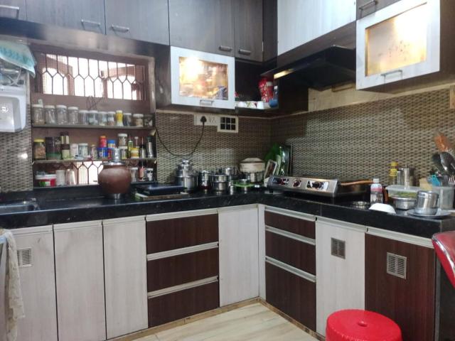 10 BHK Independent House in Picnic Garden for resale Kolkata. The reference number is 20339216