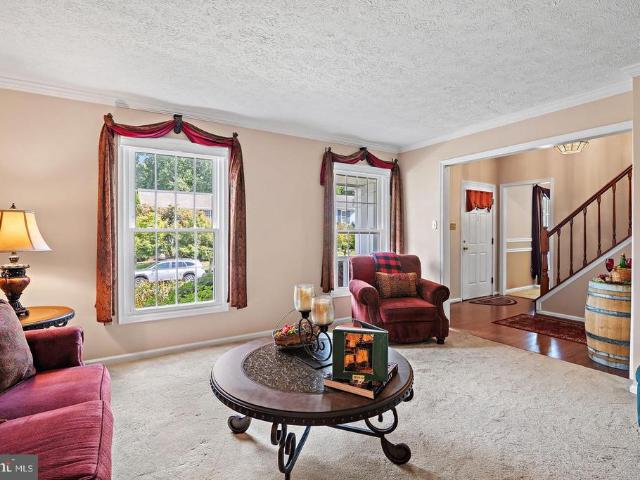 10 Biscay Court