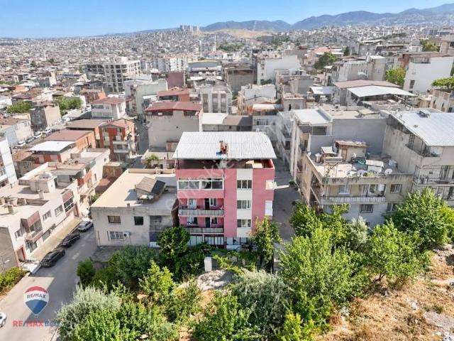 10 Bozyaka Pazar Yeri Yakınında Teraslı, Kilerli Çift Tuvaletli