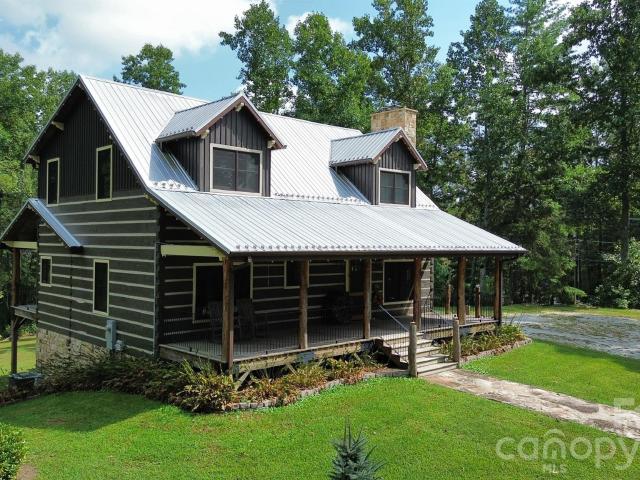 10 Black Bear Valley Drive